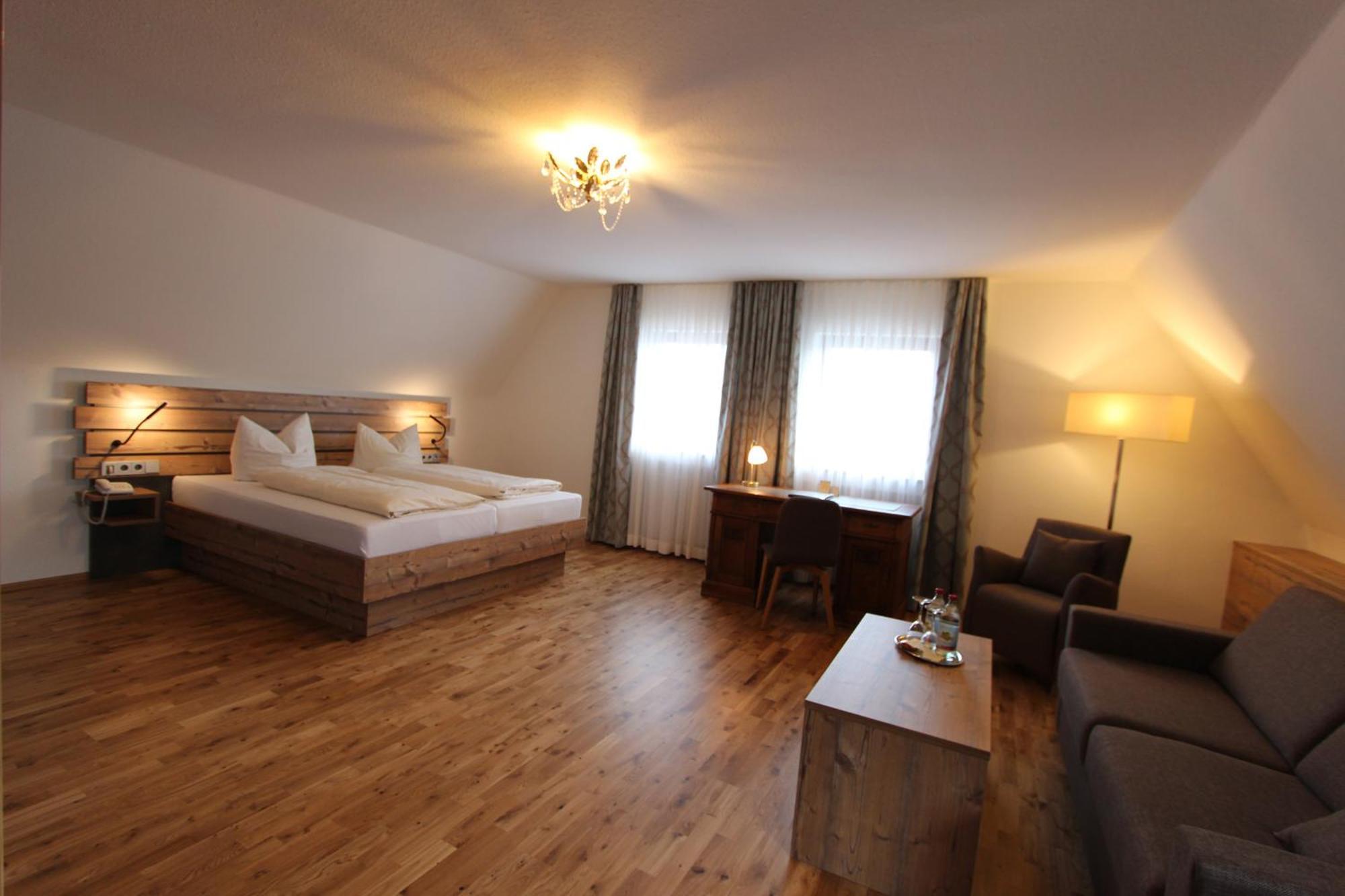 Hotel Gasthof Roessle Зенден Екстериор снимка